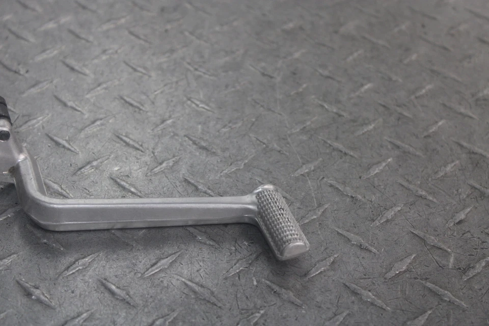 2002 SUZUKI HAYABUSA GSX1300R BRAKE FOOT PEDAL 43111-24F01 - Image 4 of 4