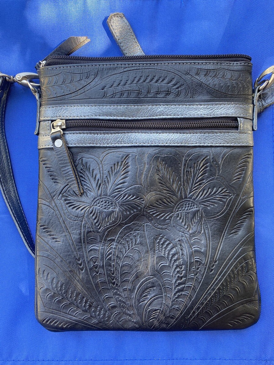 ノワール&ソーダ J.L. SALDIVAR Paraguay Handcrafted Floral Leather tooled crossbody