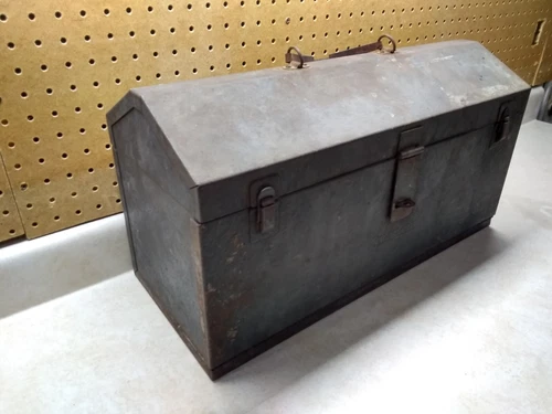 Vintage 1930's Snap-on Tool Box, Gable Top, Two Drawer, Made In The USA!!