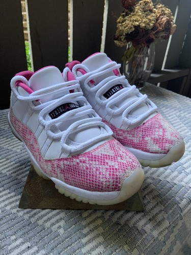 air jordan xi low pink snakeskin