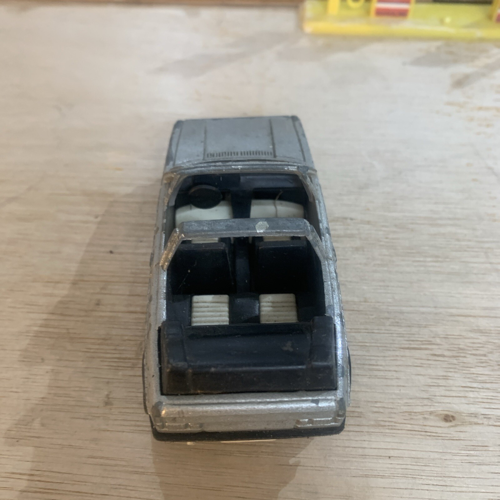Picture 9 of 10