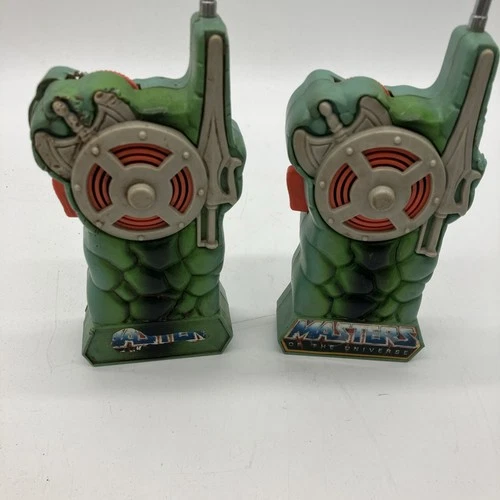 HE-MAN MOTU Masters Of The Universe VINTAGE WALKIE TALKIES 1984- One Is Working