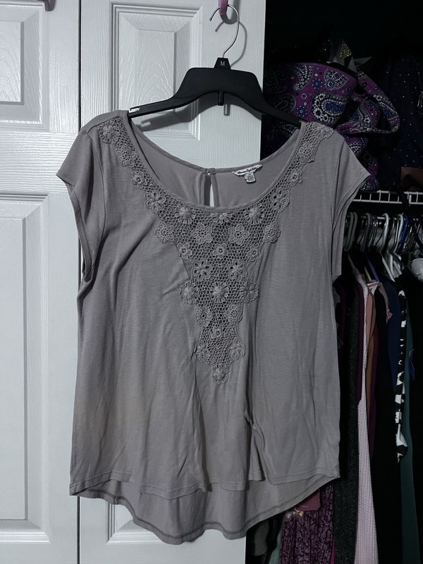 Women’s Large American Eagle shirt blouse Top shirt tan beige  embellished 
