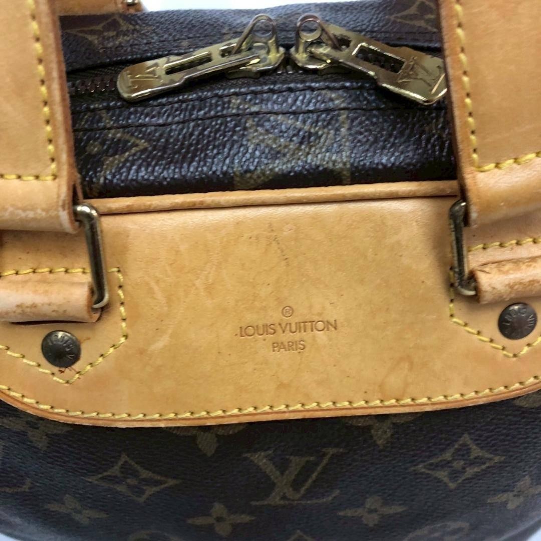 Louis Vuitton Excursion Monogram Shoulder Bag Aut… - image 6