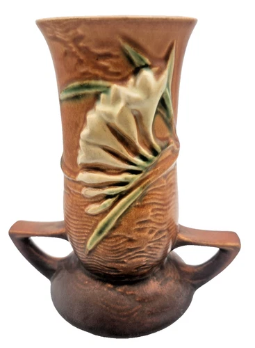 Vintage Roseville Pottery #119-7 Freesia Brown Double Handle Vase Urn