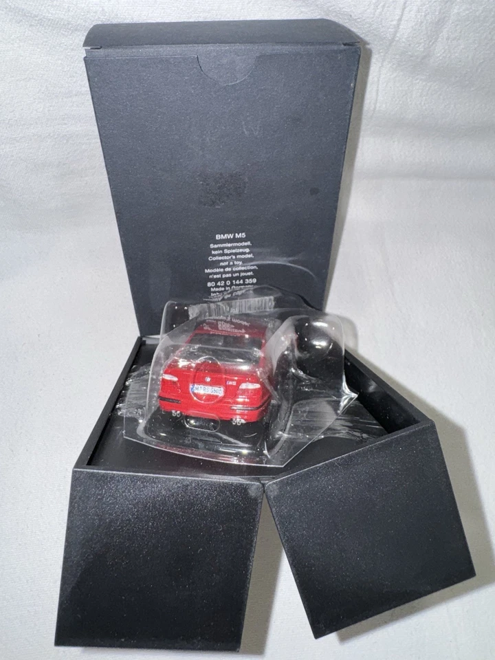03 BMW Saloon E39 M5 S62B50 V8 Imola RED LeMans BLUE RARE DLR PROMO 1/43 FREEshp - Image 4 of 4