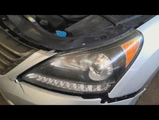 Driver Headlight Xenon HID Adaptive Headlamps Fits 14-16 EQUUS 6486820