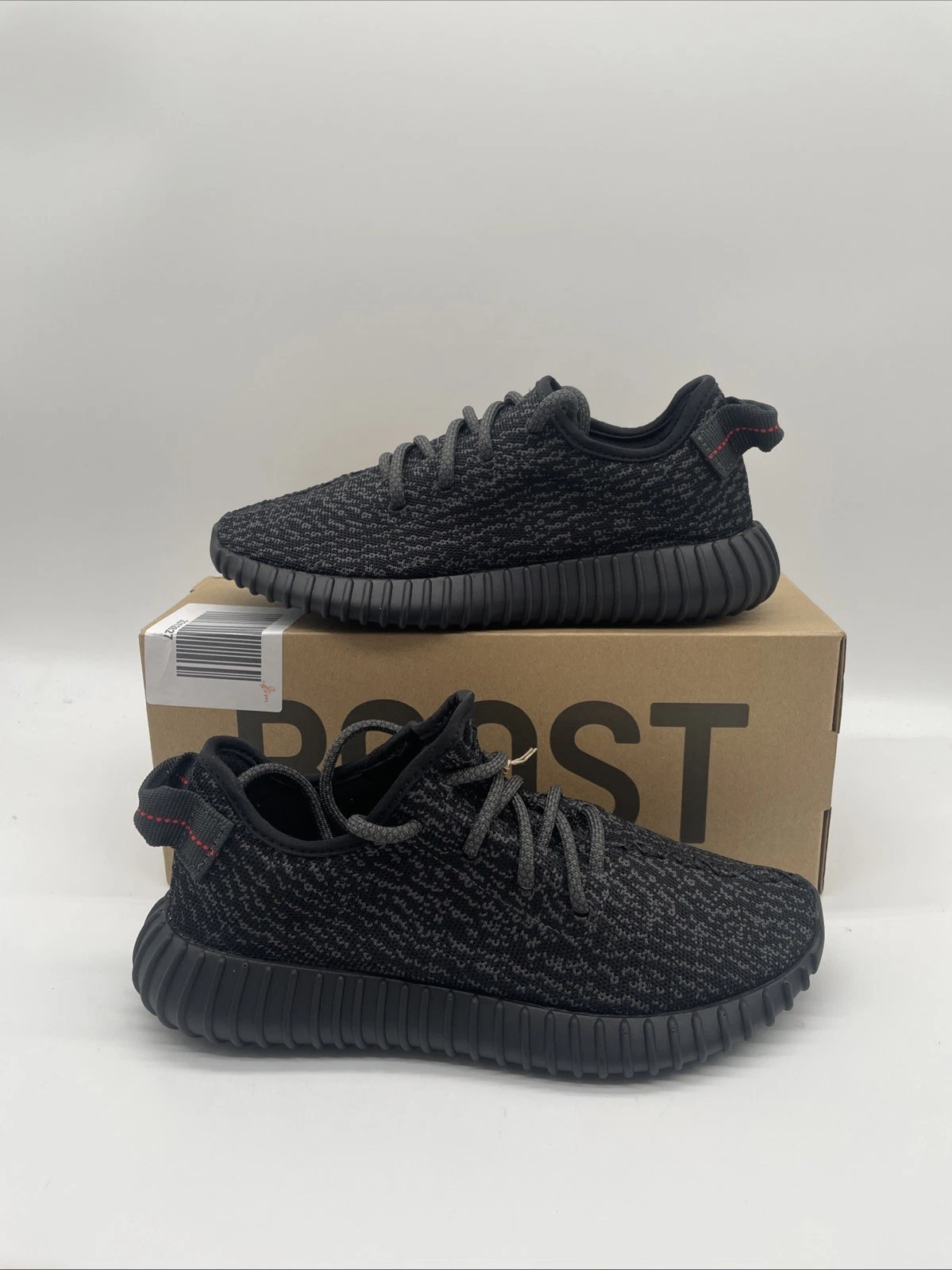 Adidas Yeezy Boost V1 350 Pirate nere scarpe da ginnastica giovanili UK 5 EU 38 BNWB