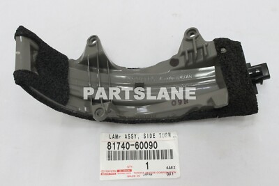 Toyota Land Cruiser 2013-2021 OEM Left Mirror Turn Signal Light