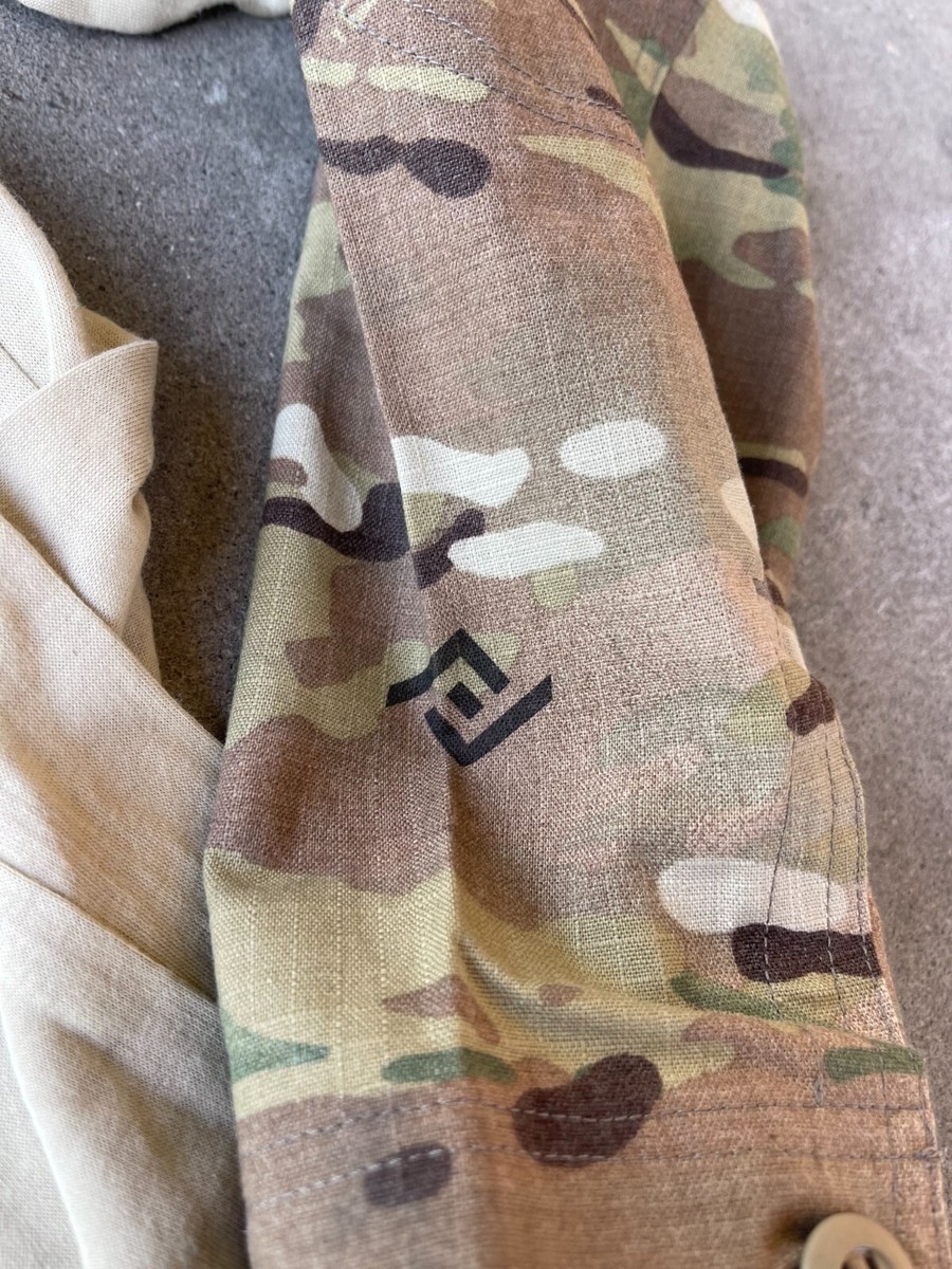レア パタゴニア Lost Arrow Combat Field Shirt M $_57.JPG?set_id=880000500F