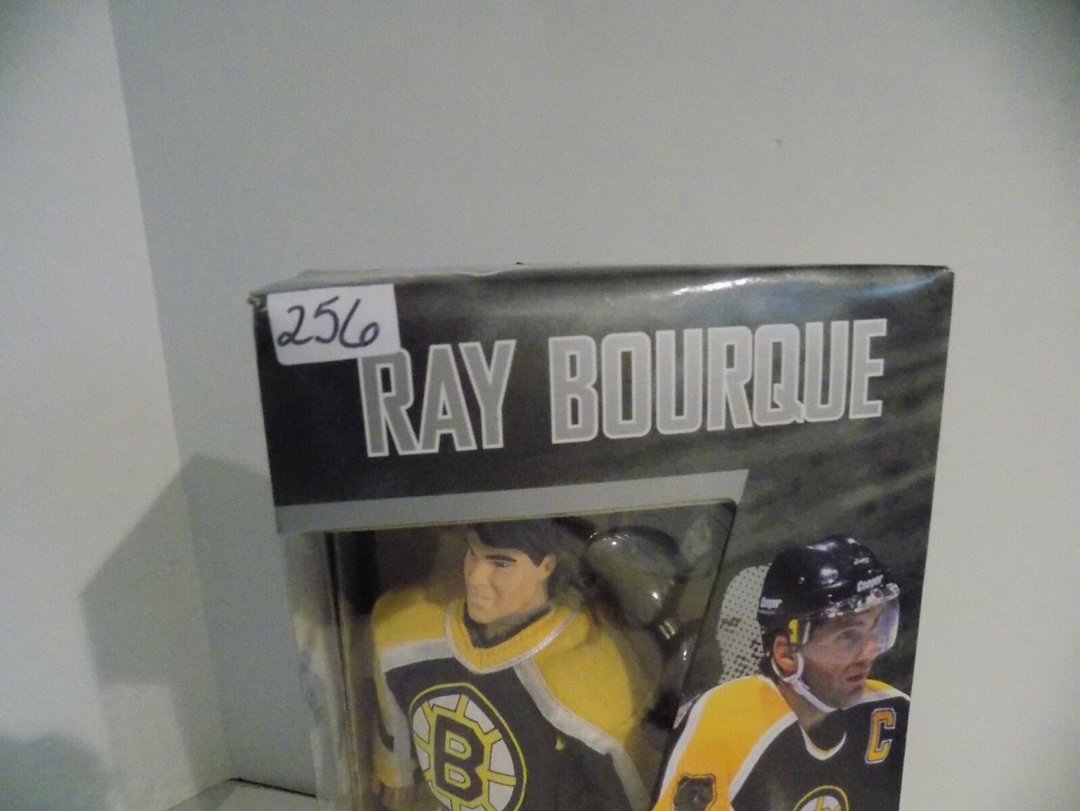 1998 NHL Pro Zone Ray Bourque Boston Bruins Action Figure