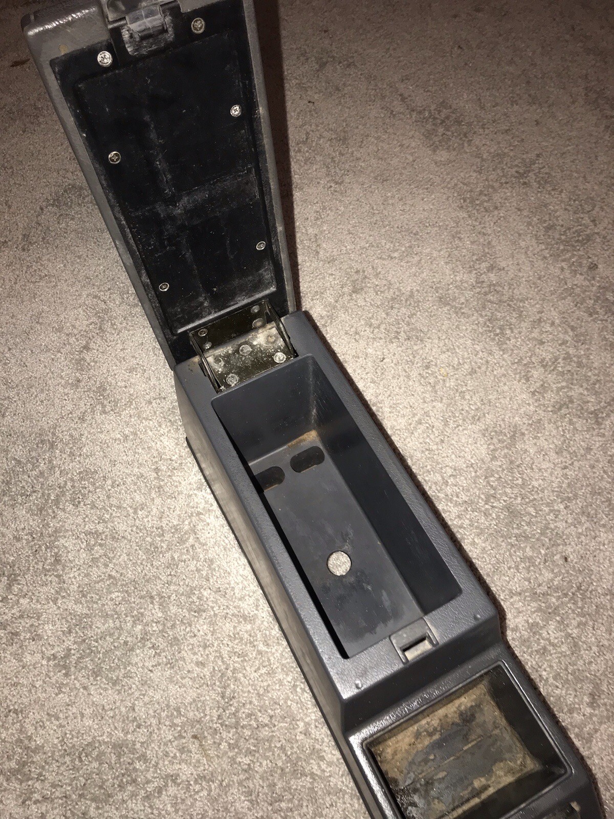 8795 Nissan Pathfinder D21 Hardbody Pickup Center Console Armrest Lid