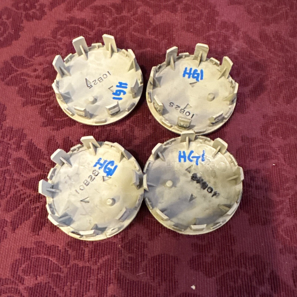 HYUNDAI SANTA FE GENESIS 4 LLANTAS TAPACUBOS TAPACUBOS TAPA CENTRAL ENCHUFE USADO HG1 Foto 3 de 3