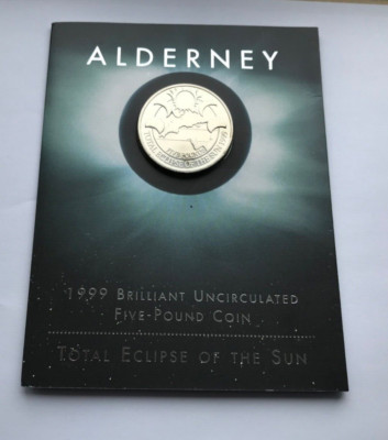1999 ALDERNEY TOTAL ECLIPSE OF THE SUN FIVE 5 POUND COIN IN ROYAL MINT PACK BU