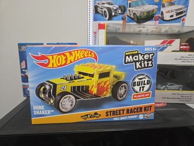 HOT WHEELS  Motor Maker Kitz NEW IN BOX BONE SHAKER