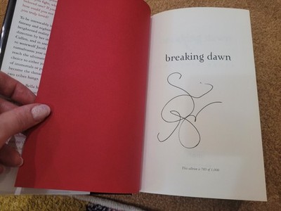SIGNED 1st ED HB Stephanie Meyer Breaking Dawn Twilight book