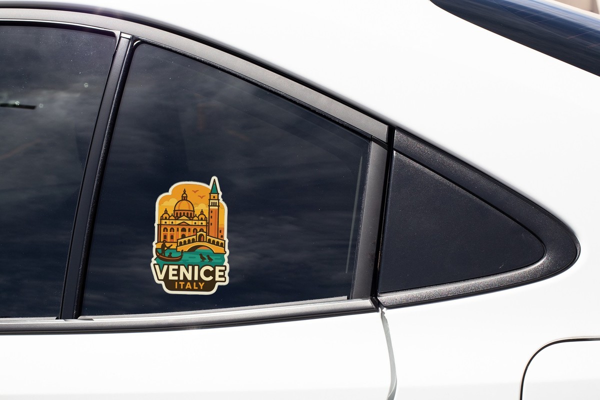 Autocollant Décalque Vinyle Skyline De Milan (Italie) - Design Découpé Aux Contours - Marque IYVM - Neuf
