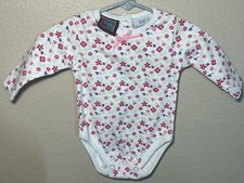 Vintage Disney Winnie The Pooh Baby Bodysuit 3-6M Floral Bumblebees Pink Y2K