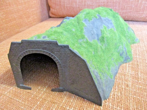 KIBRI Tunnel 4414 HO/TT/N 35x25x11cm