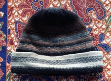 William Bruton Skotland Hand Knit 100% Lambs Wool Hat Winter Size: Small 18 inch
