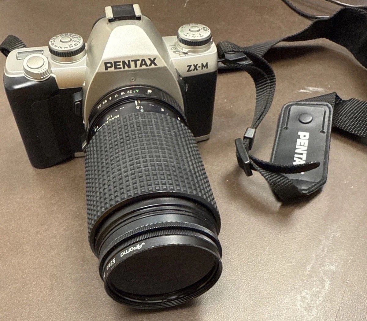 Pentax ZX-M 35mm SLR Film Camera Tokina 35-135mm f3.5-4.5
