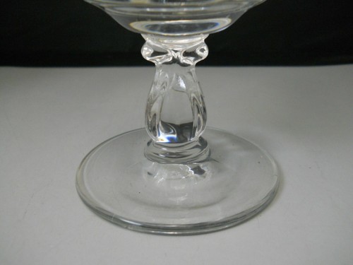 Elegant Clear Glass Classic Shaped Stemmed Dessert 6' Dishes Lot of 3 - Picture 9 of 10