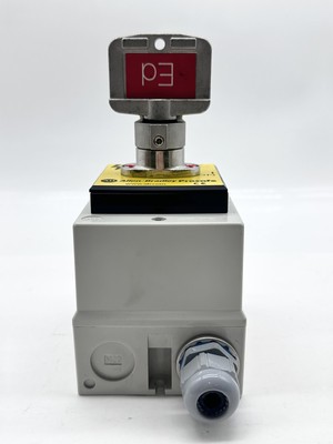 Allen-Bradley 440T-MRKSE11ED Prosafe Rotary Cam Switch, 3-Phase 20A 600VAC 