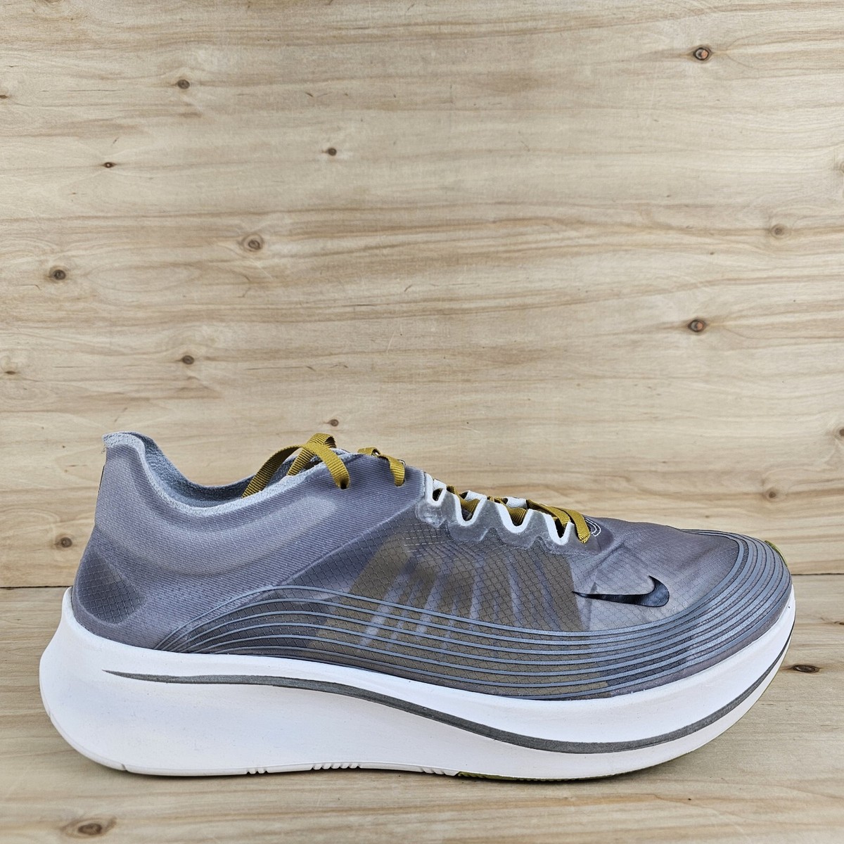 nike zoom fly flyknit sp