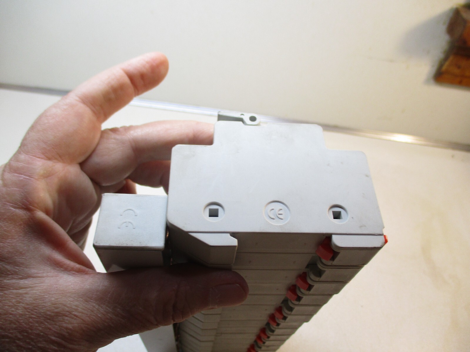 LittelFuse POWR-SAFE 600V 30A FUSE HOLDER TERMINAL W/BAR