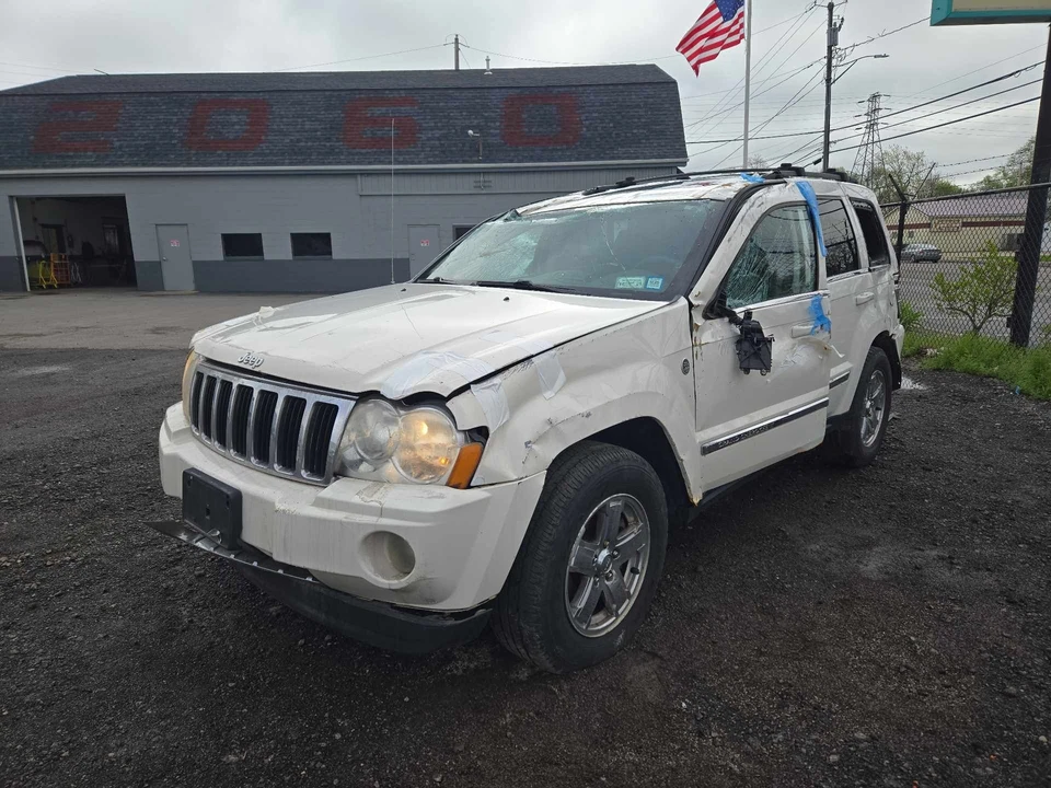 Eje de transmisión exterior delantero derecho usado se adapta a: Jeep Grand Cherokee 2006 delantero R. Foto 2 de 4