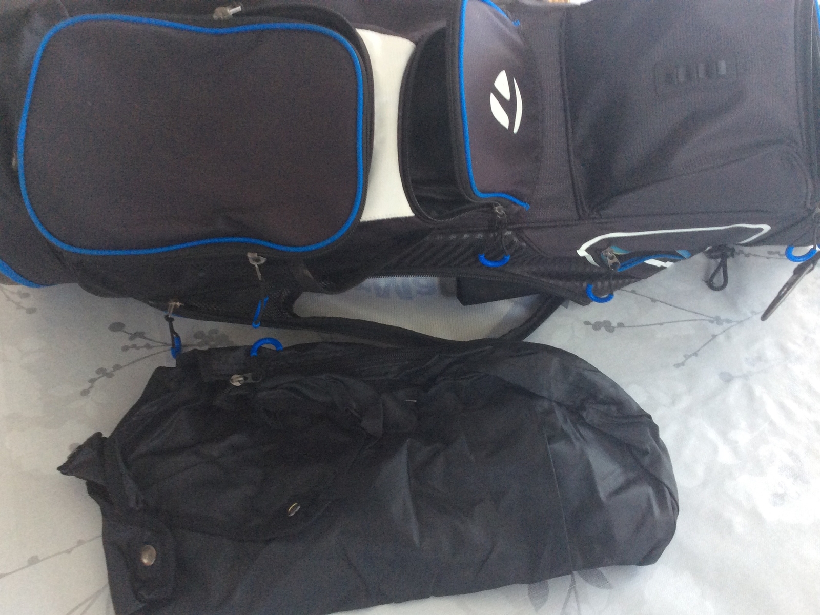 TaylorMade Golf cart bag “Pro 8.0” in black/blue/white, 14way, 8