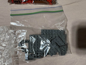 Lego Agents 8632 Swamp Raid Complete w/manual RETIRED (USED) (READ DESCRIPTION)