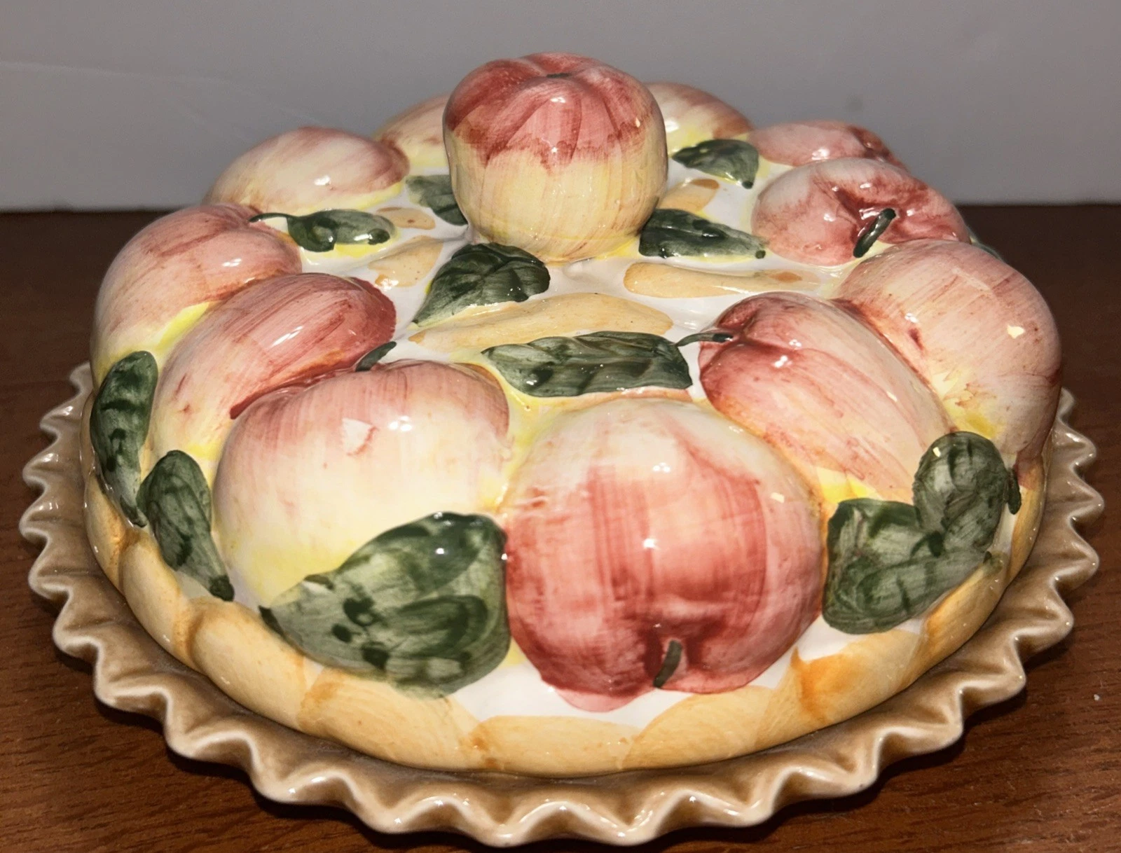 VTG Ceramic Covered Apple Pie Pan Plate Dish With Lid
Opens in a new window or tab