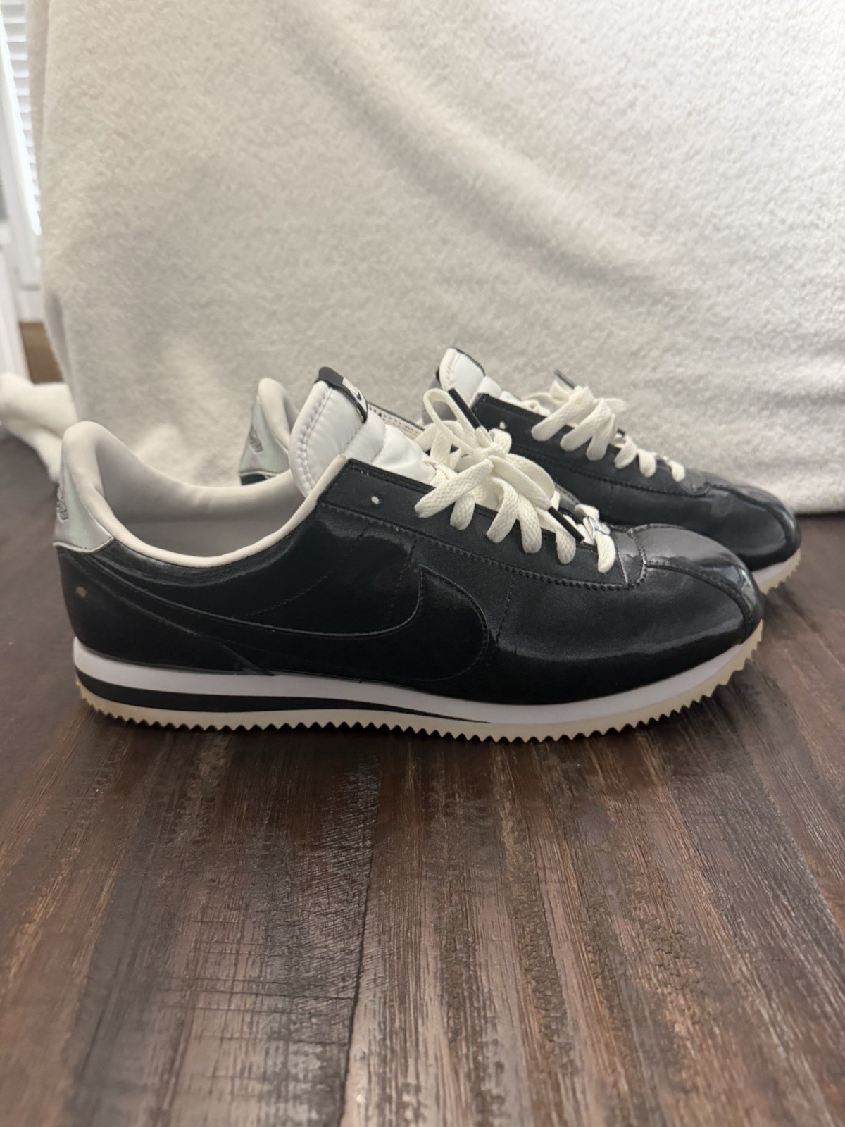 Size 12.5 Nike Cortez 72 Basic Premium QS Black Metallic Shoes 819721–001 image 2