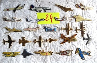 Lot de pin's aviation avions divers 14