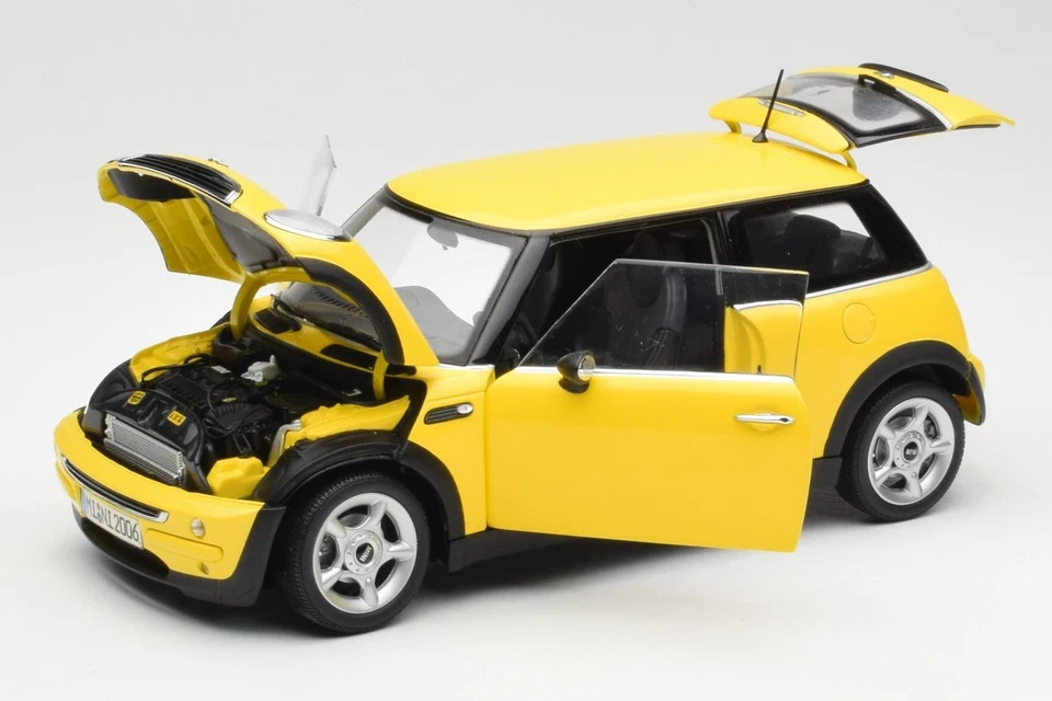 80430148553 Mini Cooper One Aerodynamics Package Yellow Kyosho 1/18 - Image 2 of 4