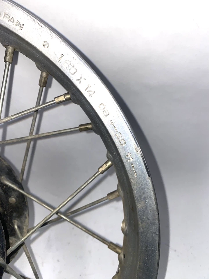 1983 CR80R Complete OEM Rear Wheel Rim Hub Sprocket Xr80 Back Wheel Back Rim VTG - Image 2 of 4