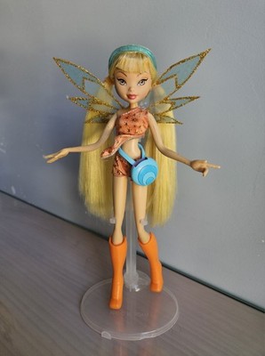 Mattel Winx Club Flora Charmix Doll