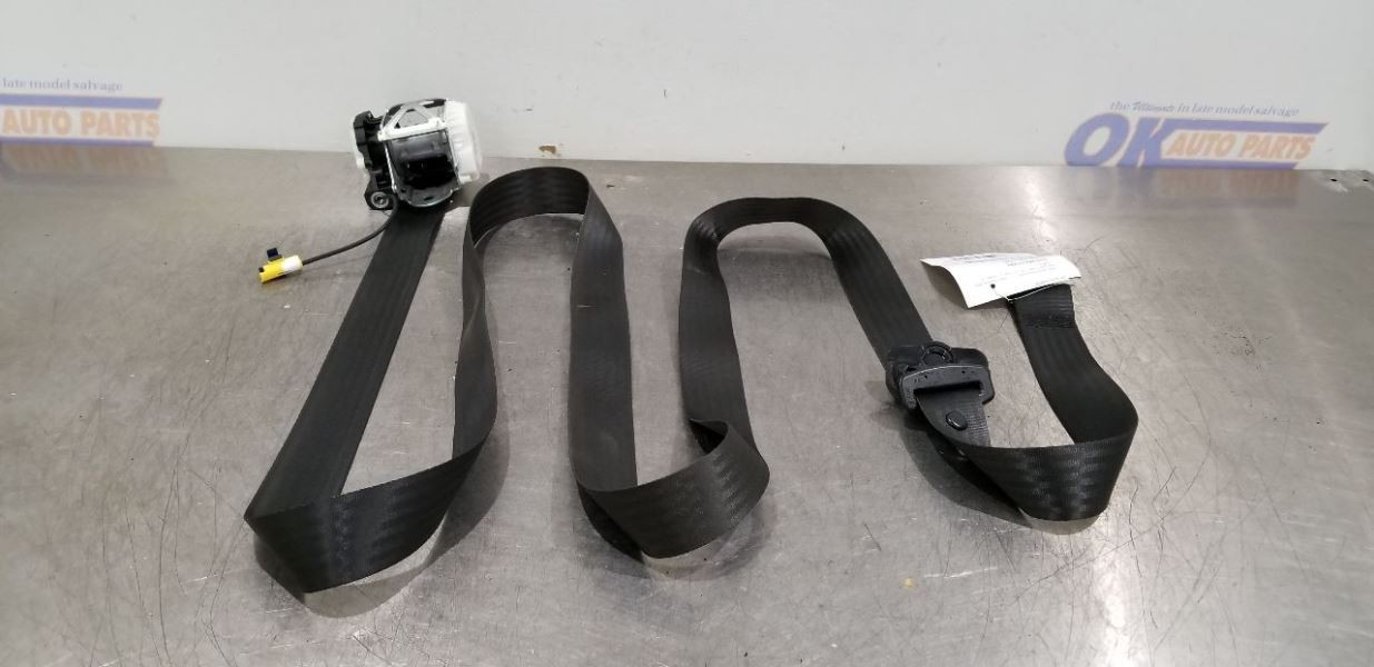 Maserati GranTurismo Front Left Seat belt retractor Black