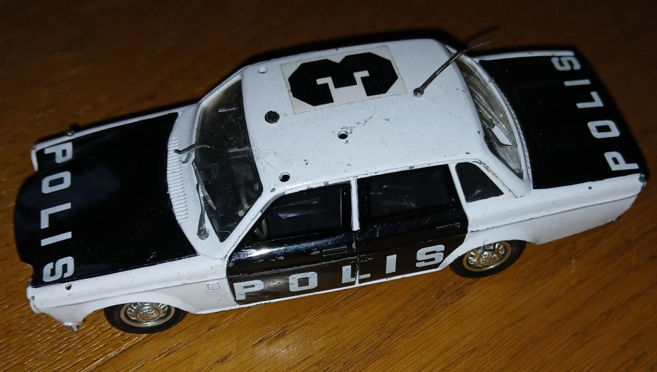 POLISTIL 1/25 Volvo 164-E voiture Police Polis S20 to restore pièces custom car - Photo 4/4