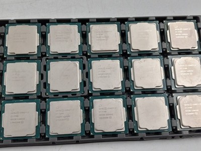 LOT OF 15 INTEL CORE i7-7700 SR338 PROCESSORS (PR735)