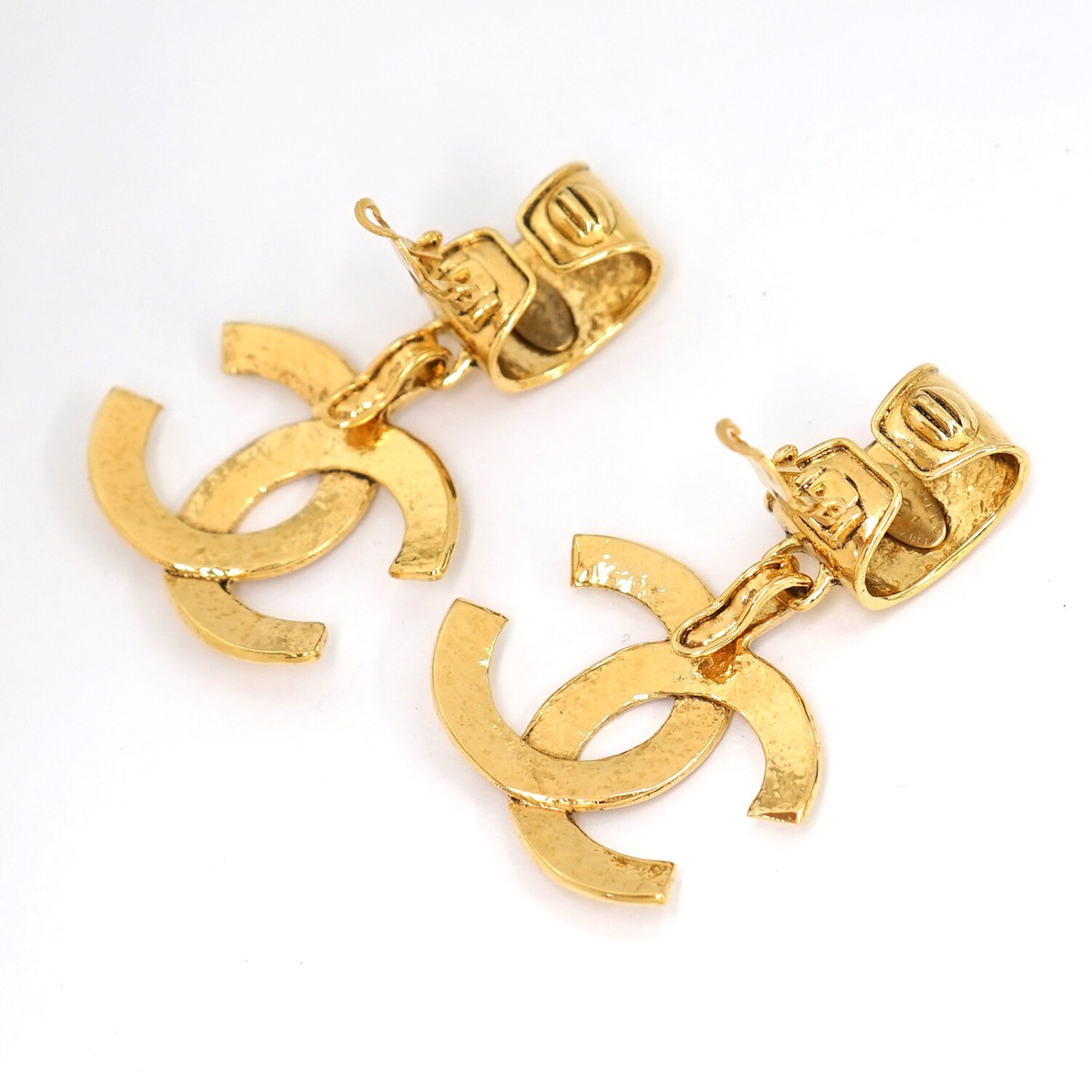 【Chanel】シャネル★earrings★CCロゴピアス★ゴールド★未使用 CHANEL CC Logos Drop Dangle Earrings Gold Tone 94P Auth w