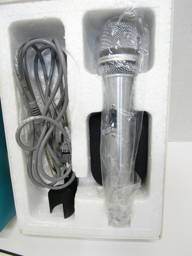 NIB OLD RADIO SHACK REALISTIC DYNAMIC MICROPHONE # 33-992 - Picture 3 of 4