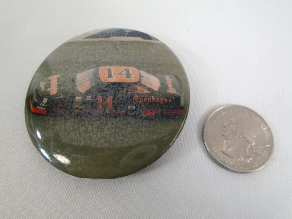 AJ Foyt Copenhagen / Gilmore Racing Oldsmobile Daytona 500 Collector Button Pin - Image 3 of 4