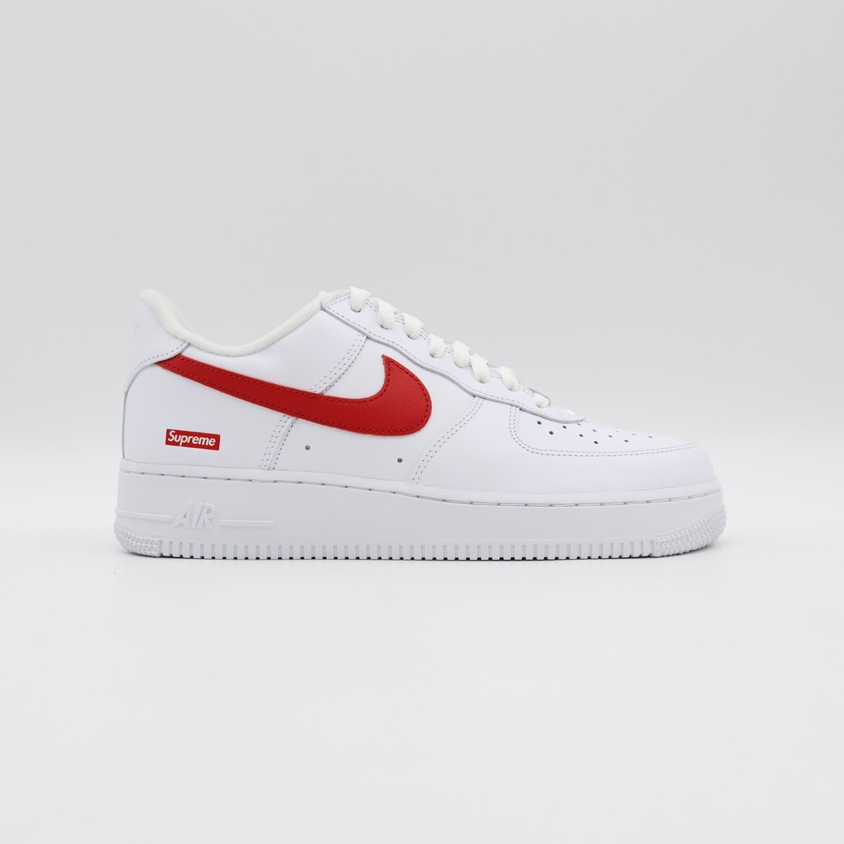 CU9225-101 Supreme Nike Air Force 1 Low China Exclusive