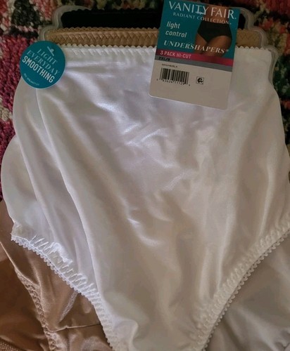 Neu mit Etikett NEU Vanity Fair strahlende hochgeschnittene Unterhose Light Control 3er-Pack Höschen XXL 9 - Bild 1 von 2