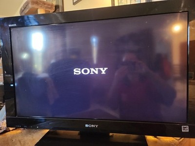 Sony Bravia KDL-32BX300 32 Inch LCD Retro Gaming Monitor. Used, Pristine