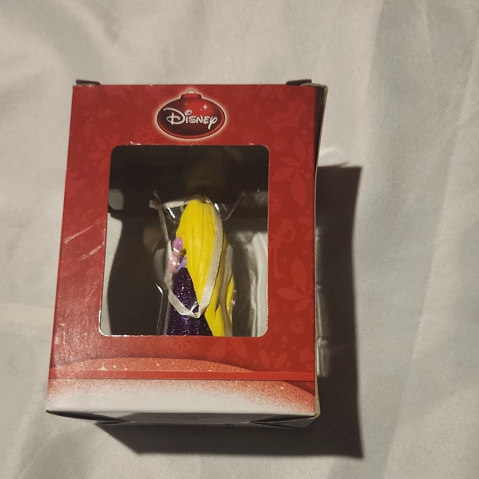 Rapunzel Disney Princesa Enredada Caja Roja Adorno. Foto 2 de 2