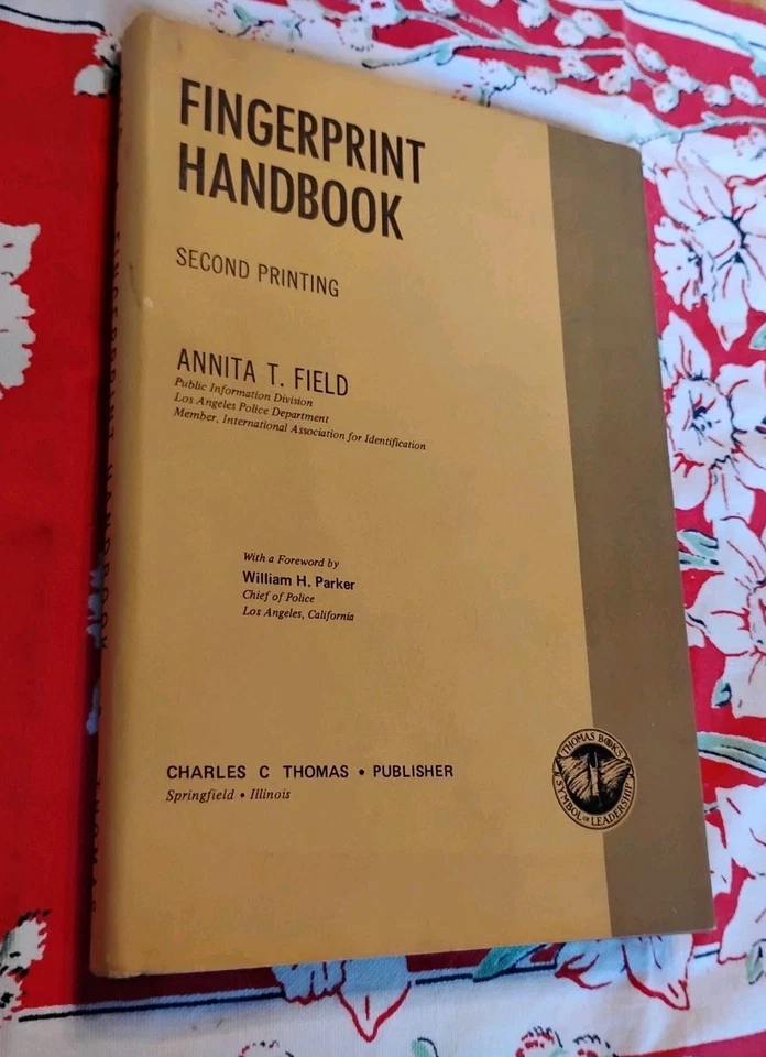 The Fingerprint Book VTG 1st Ed,/2nd Print '71 Annita Field Rare Forensic - Image 3 of 4