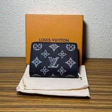 Extremely Beautiful 2023 Limited Louis Vuitton Flight Mode Claire Mahina Black x